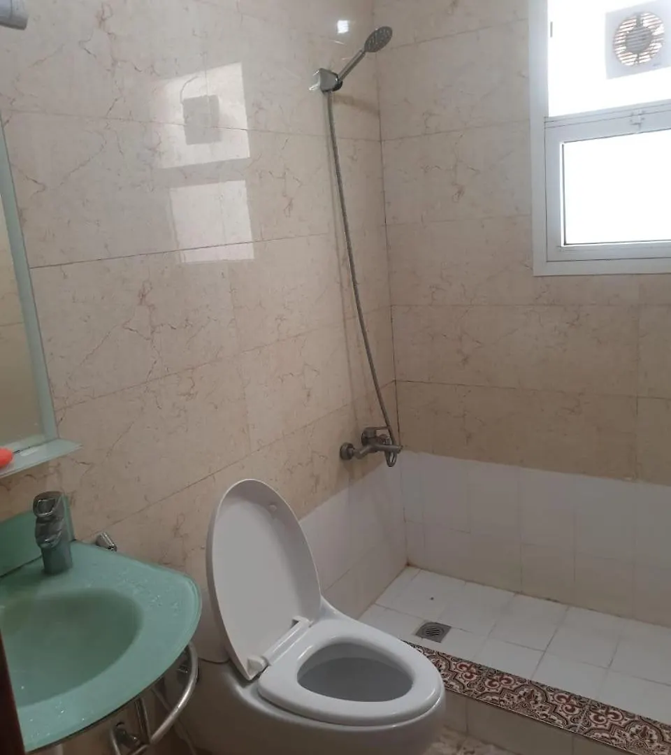 Sahara Hostel And Private Rooms Dubai Homestay
