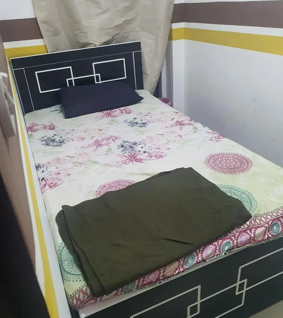 Sahara Hostel And Private Rooms Dubai