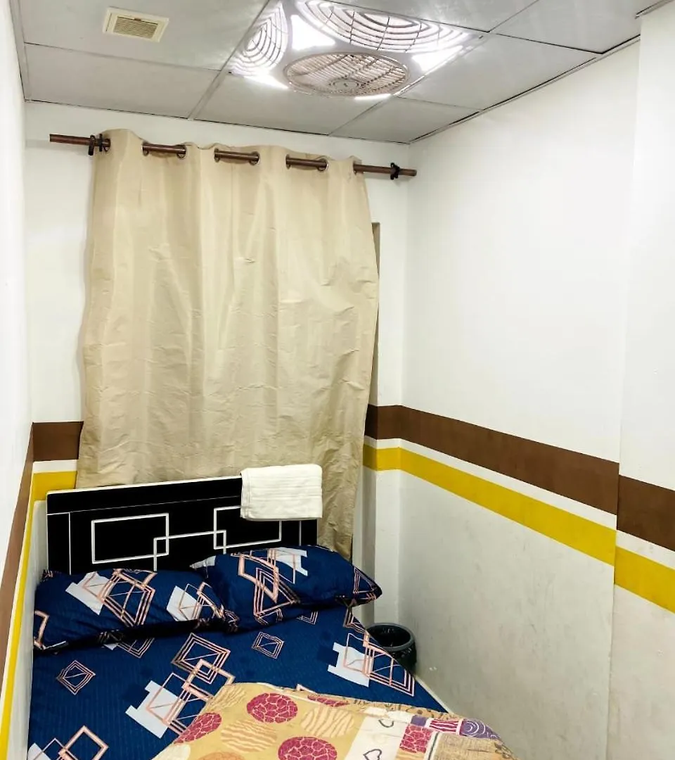 Homestay Sahara Hostel And Private Rooms Dubai
