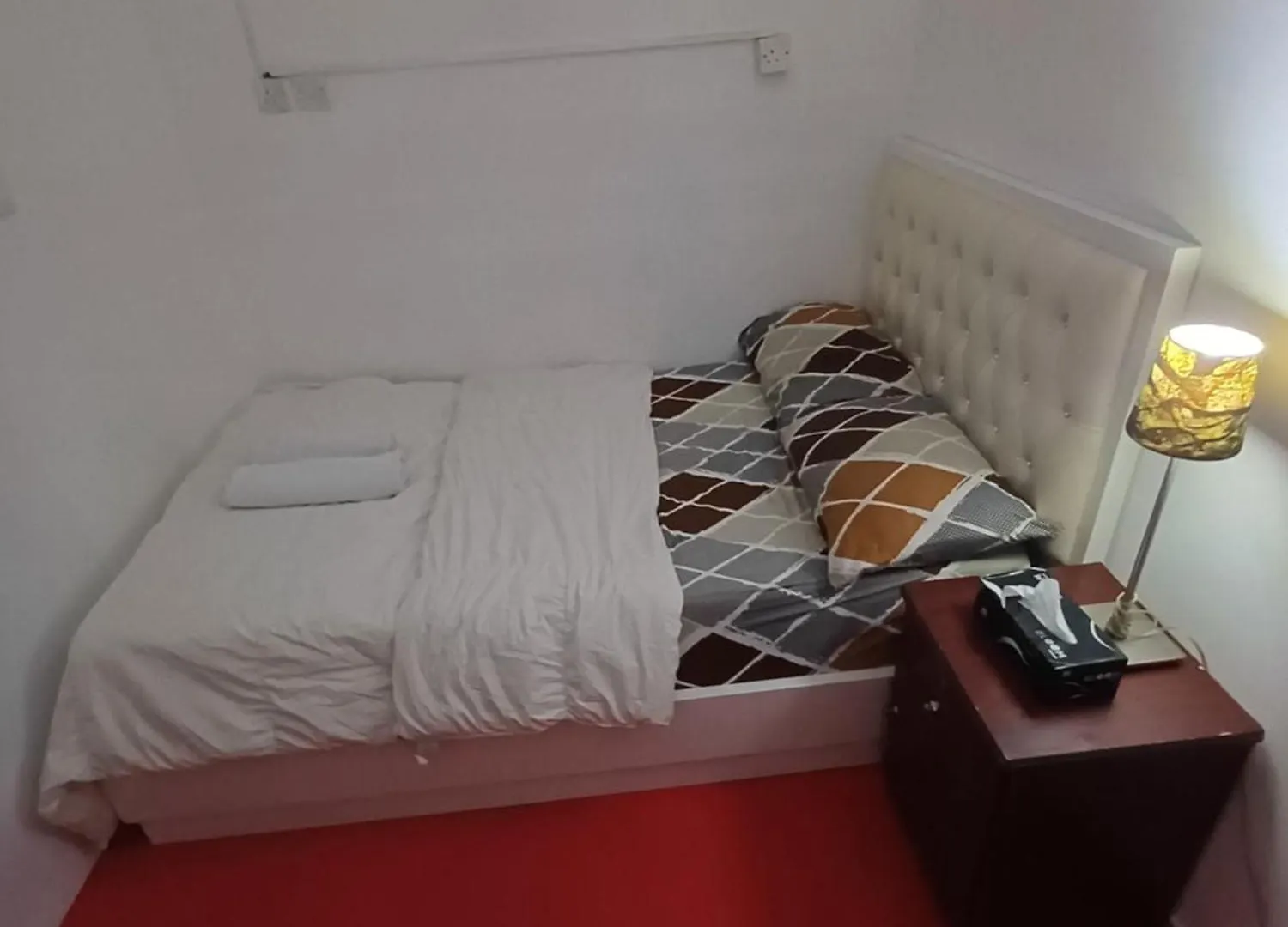 Homestay Sahara Hostel And Private Rooms Dubai