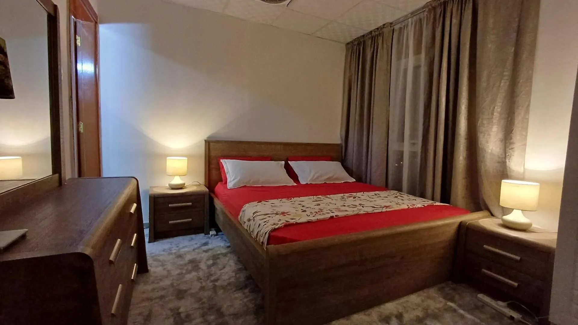 Sahara Hostel And Private Rooms Dubai 0*,