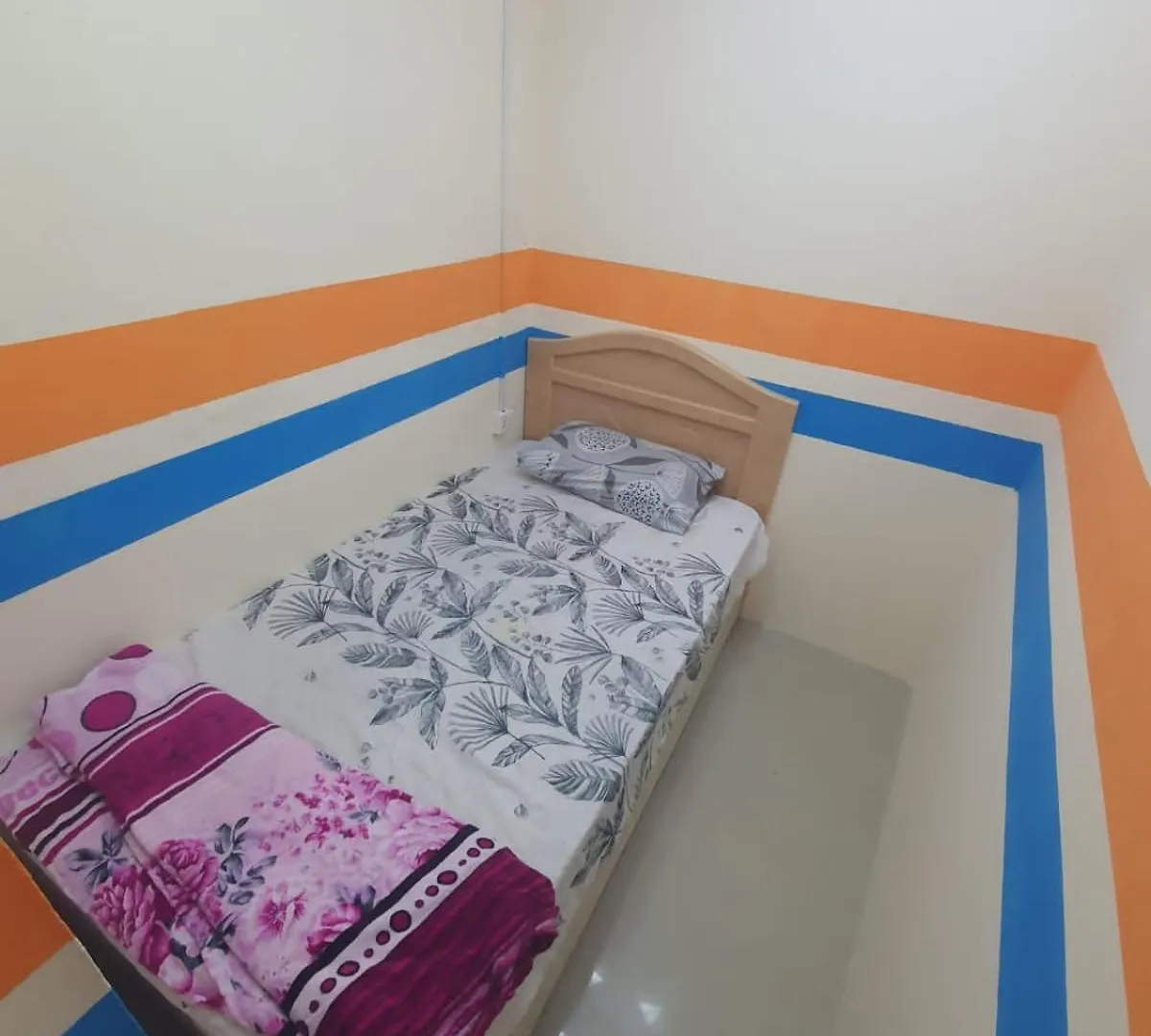 Sahara Hostel And Private Rooms Dubai